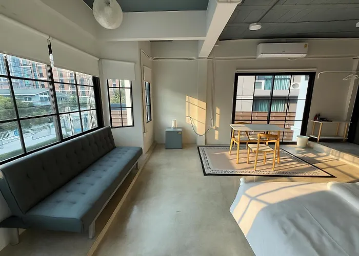 Apartment Xx Yellow Place Sukhumvit Soi 2 -เยลโล เพลส สุขุมวิทซอย 2 Bangkok